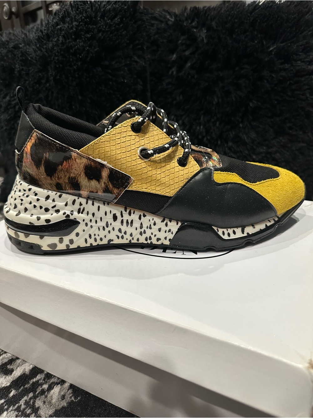 Steve Madden Yellow Black Leopard Accent Chunky Sneaker